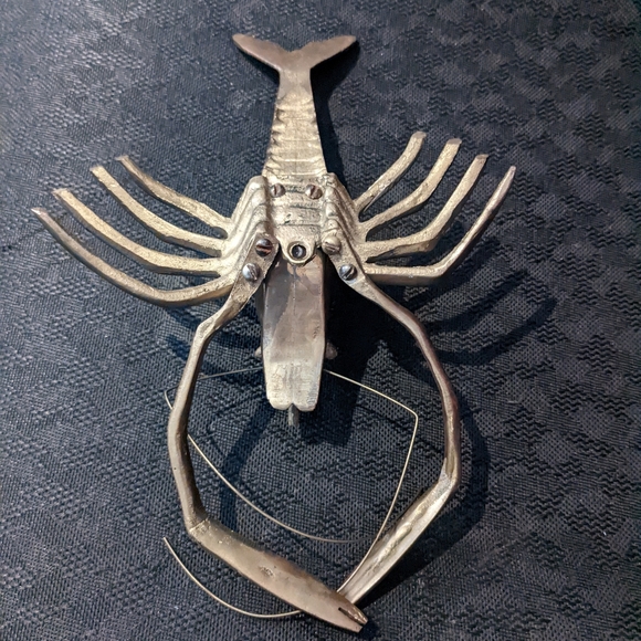 Vintage Brass Shrimp - Picture 4 of 4